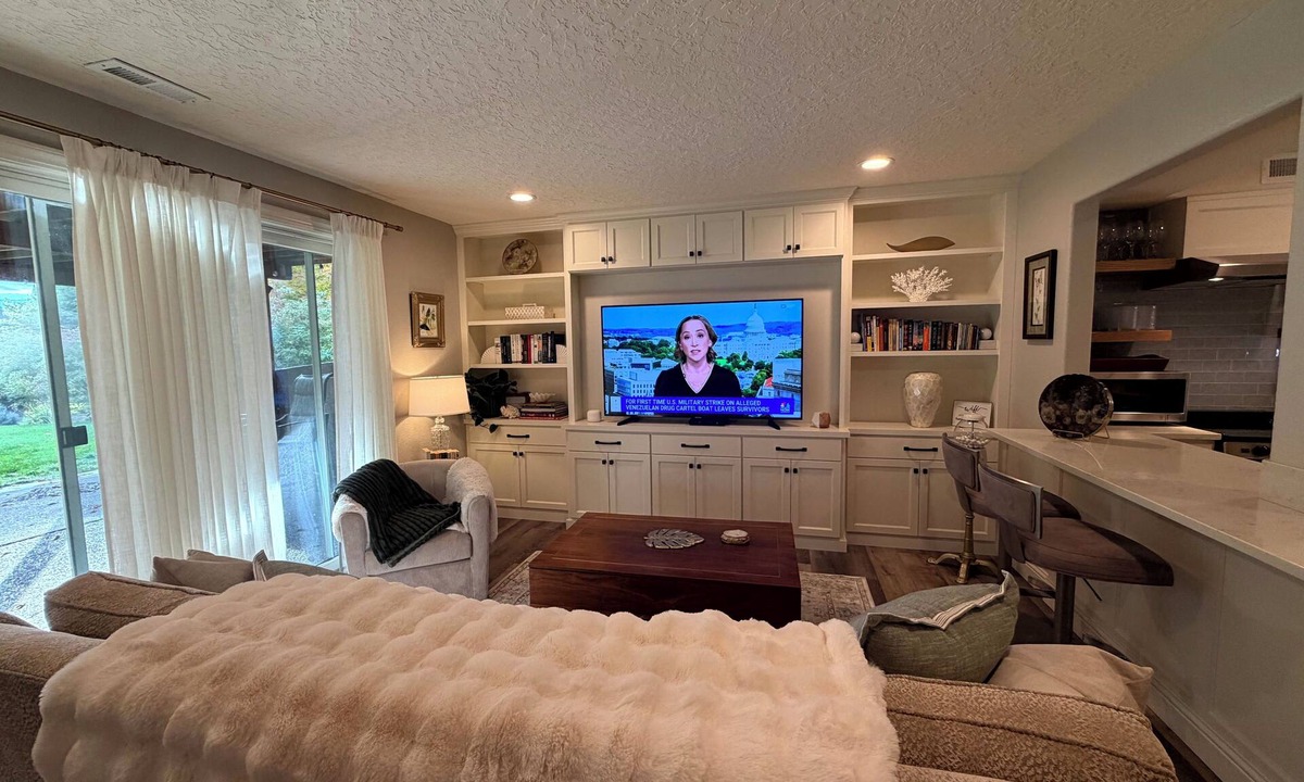 Walla Walla East House | Forrest Retreat — Charming 2-BR Suite w/private Jacuzzi & Patio