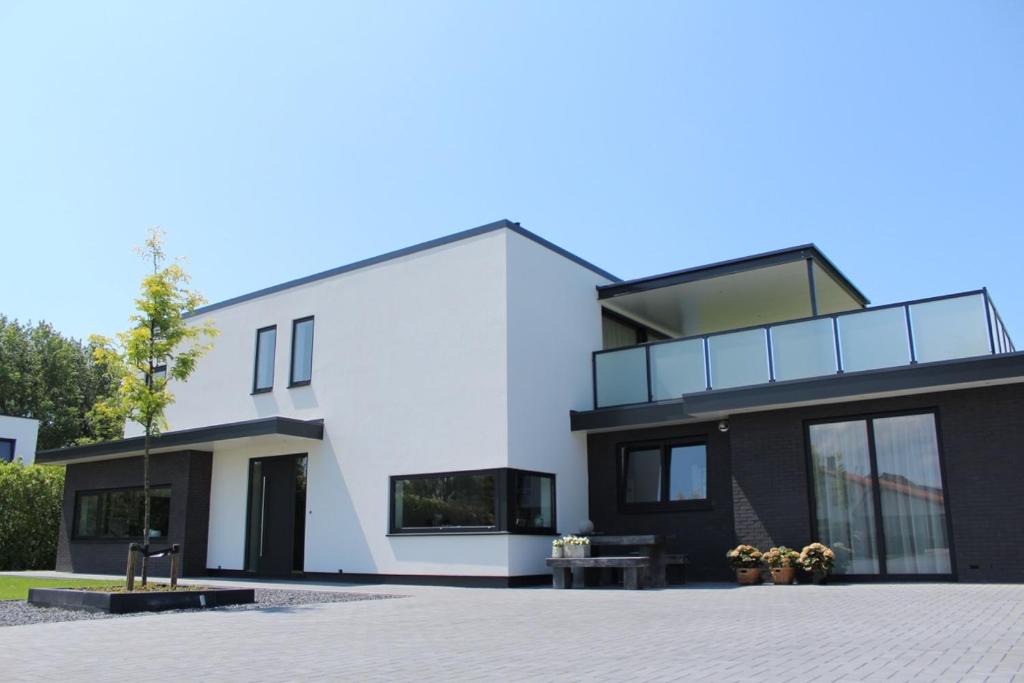 Breezand Apartment | Fort 11B