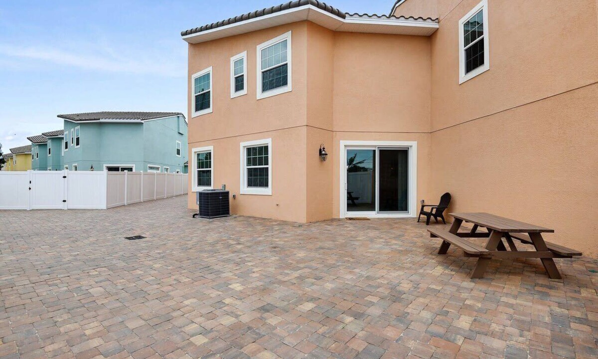 Indian Harbour Beach House | Fortebello Beachside 150