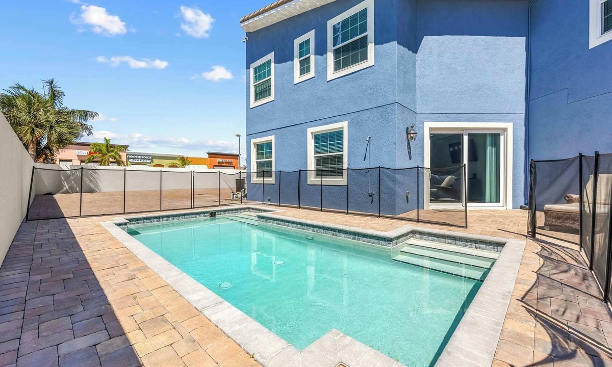 Indian Harbour Beach House | Fortebello Beachside 170 With PRIVATE POOL