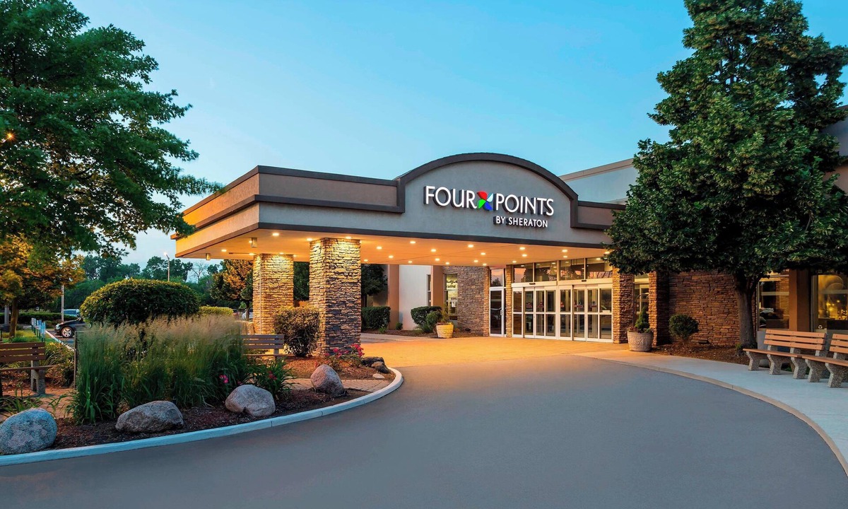Schiller Park Hotel | Four Points by Sheraton Chicago O'Hare Airport