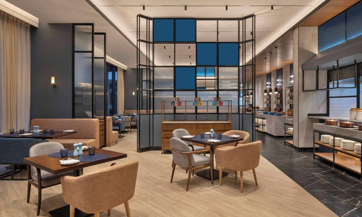 Velachery Hotel | Four Points by Sheraton Chennai, Velachery