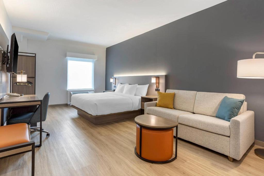 Downtown Newark Hotel | Four Points by Sheraton Newark Airport