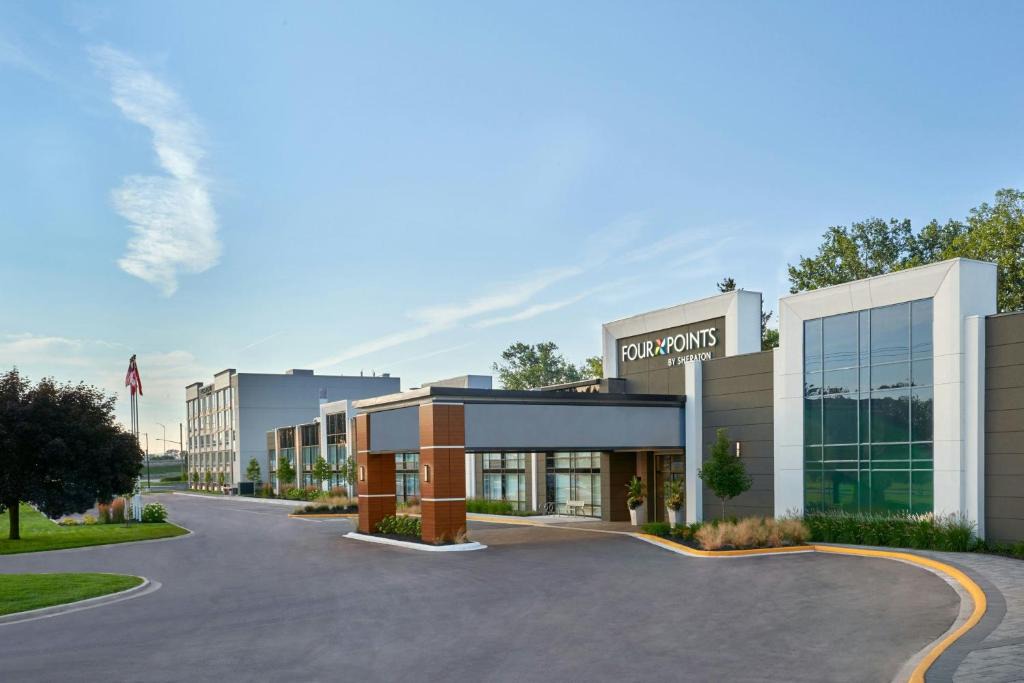 Point Edward Hotel | Four Points by Sheraton Point Edward Sarnia