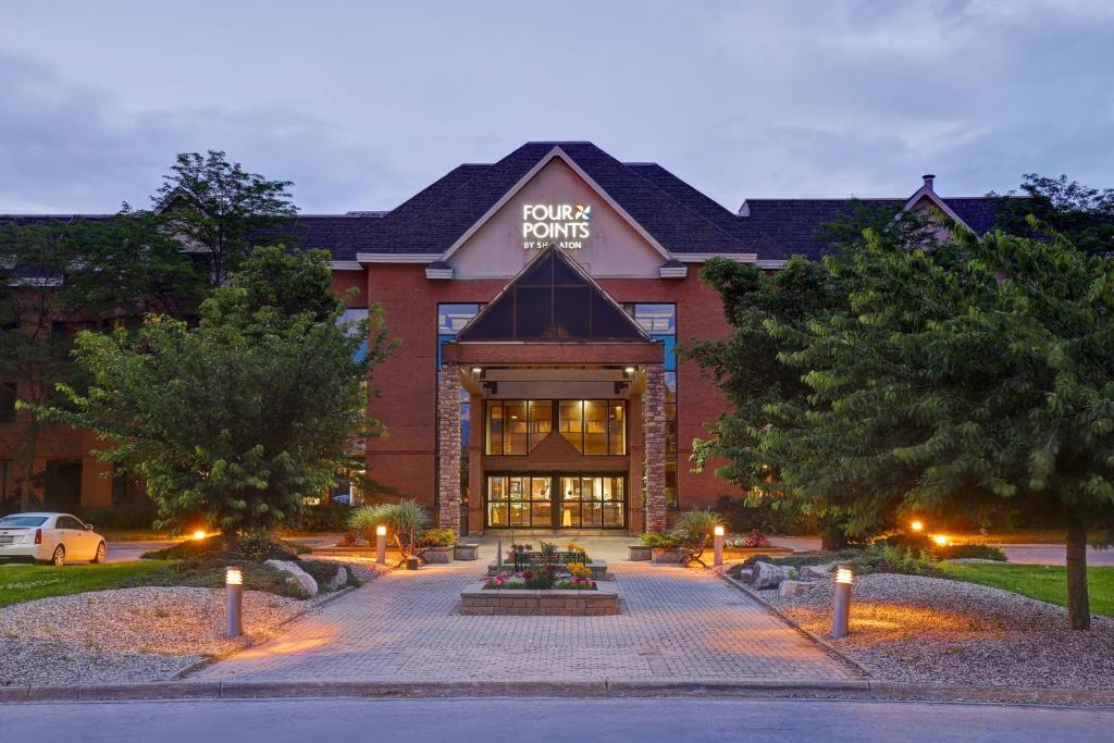 Thorold Hotel | Four Points by Sheraton St. Catharines Niagara Suites