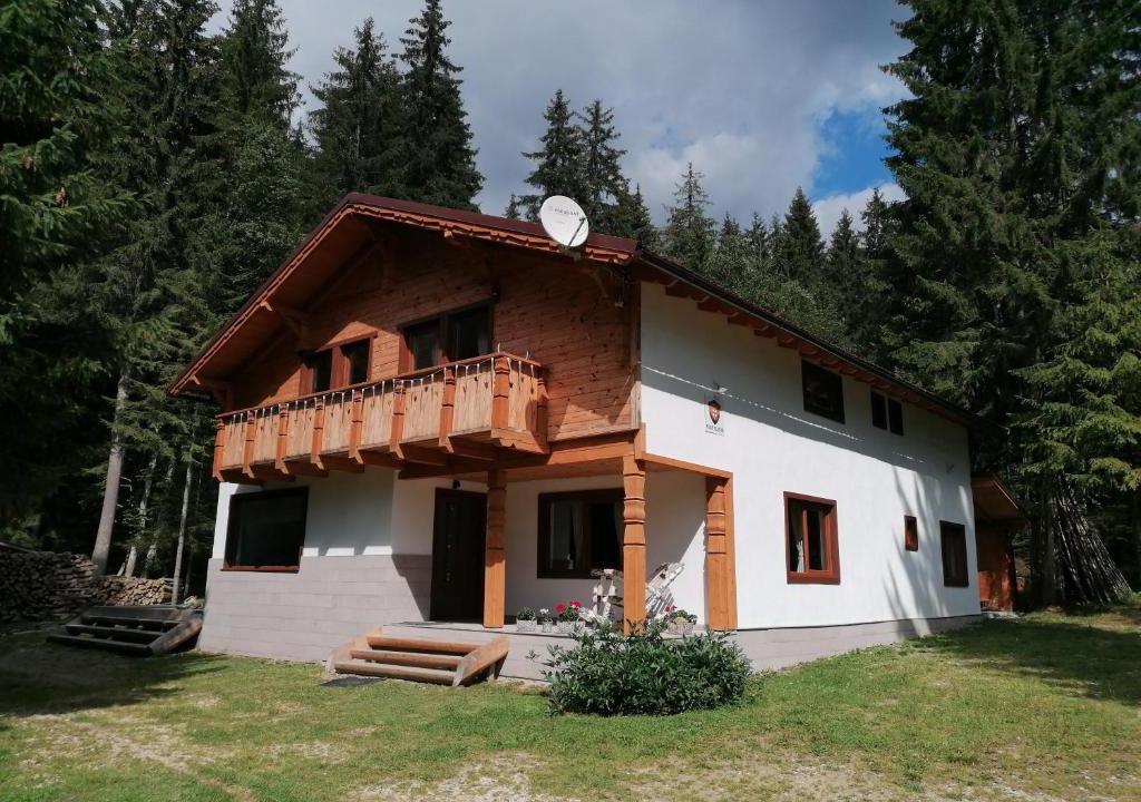 Covasna House | Four Season Komando
