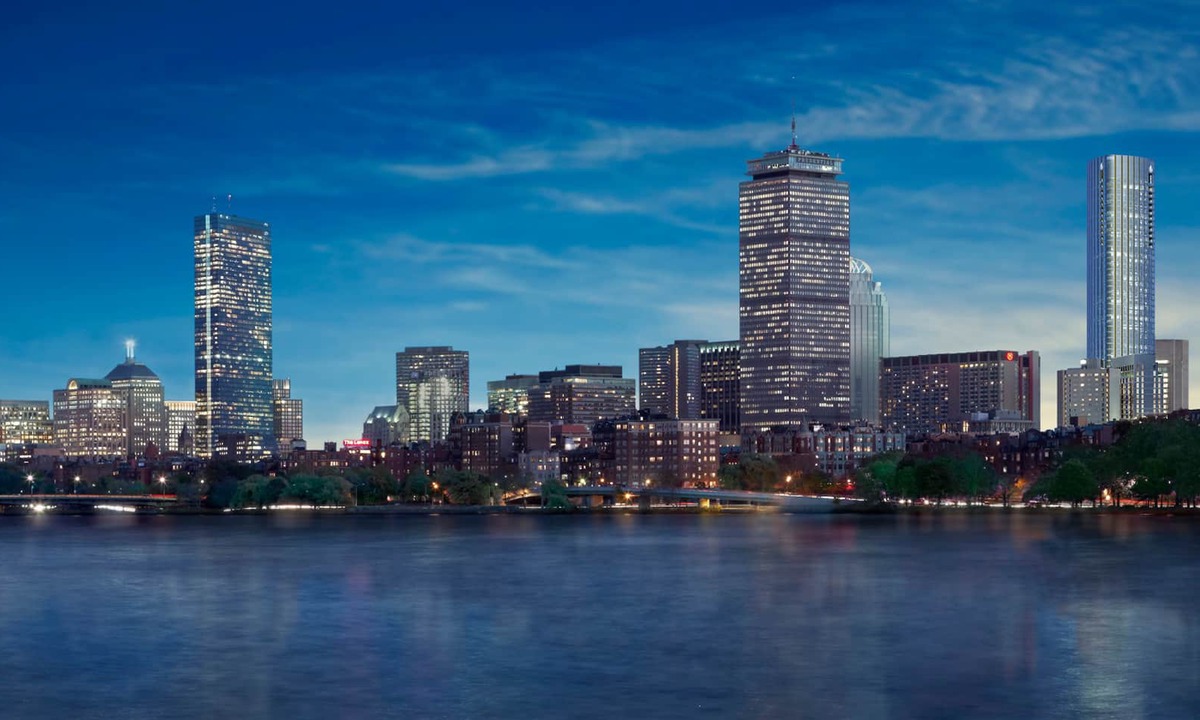 Back Bay Hotel | Four Seasons Hotel One Dalton Street, Boston