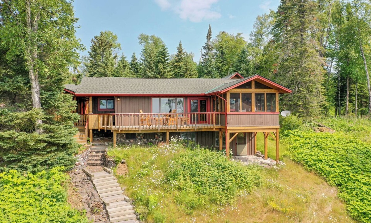 Lutsen House | Four Sisters House, formerly Serenity House - Cascade Beach Road - Lake Superior