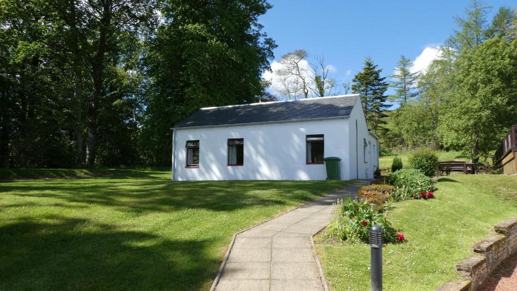 Maybole House | Foxglove Cottage