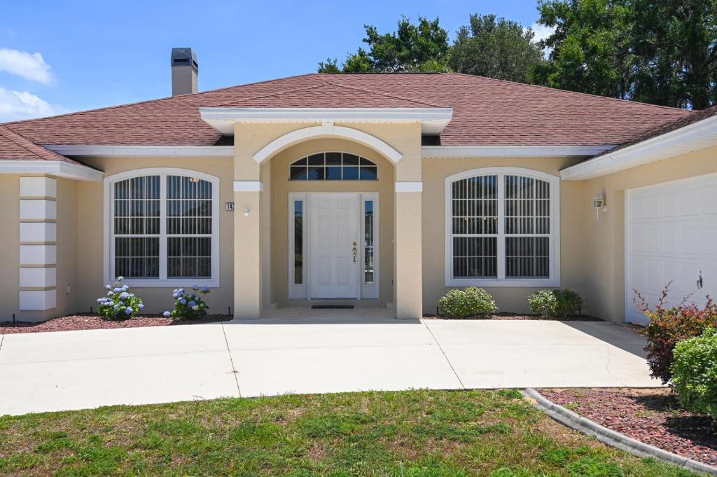 Inverness House | Foxrun Terrace Luxury 5BR Pool Villa