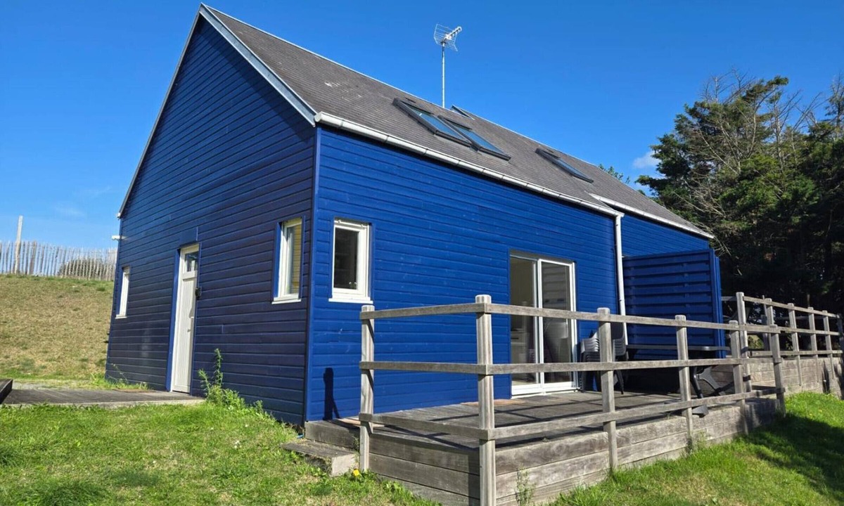 Saint-Martin de Brehal Cottage | Cozy Seaside House: 2 Bedrooms, Terrace, WiFi, BBQ, Pet-Friendly, Near Granville