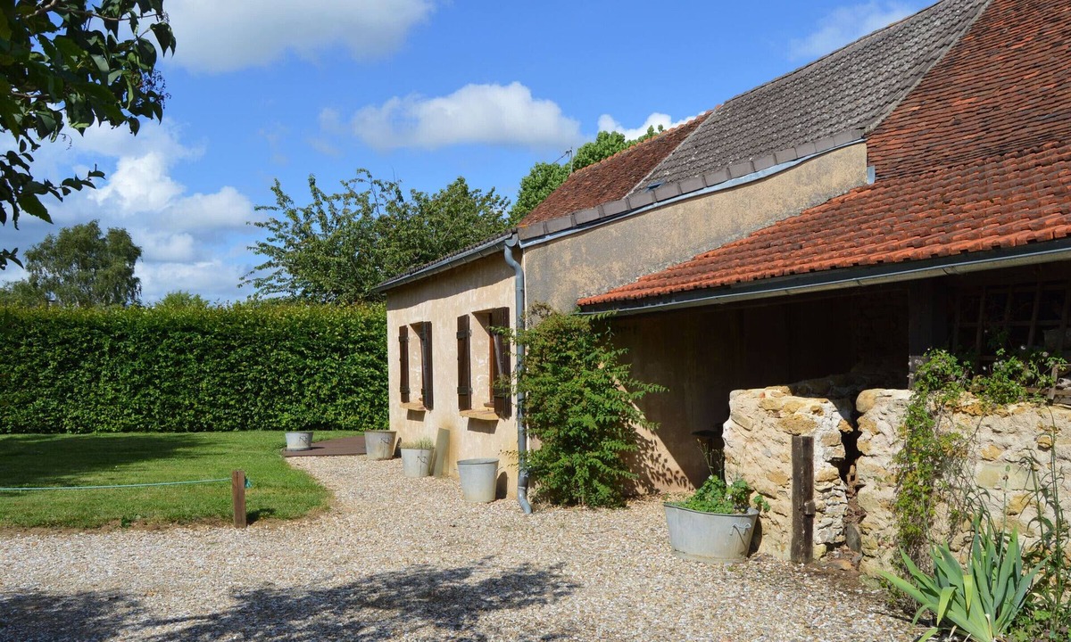 Vigoux Cottage | Charming House with Garden, Near Eguzon Lake and Scenic Villages, Free Bikes Included