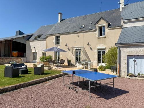 La Chapelle-Saint-Martin-en-Plaine House | Gîte paisible, animaux admis - 8 pers. - FR-1-491-482