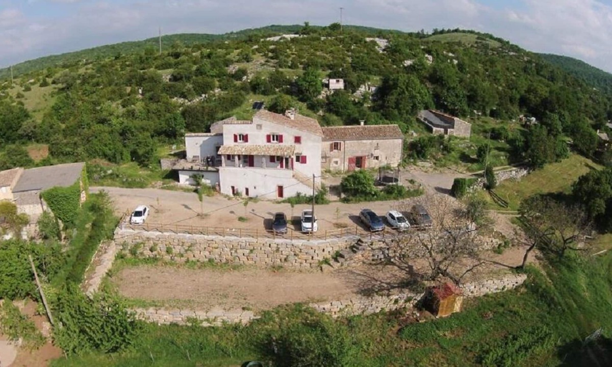 La Vacquerie-et-Saint-Martin-de-Castries House | Gîte de Gazelle