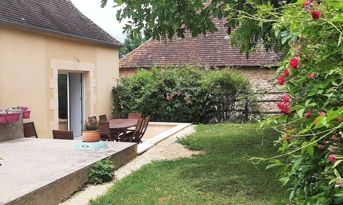 Rouffignac-Saint-Cernin-de-Reilhac House | Country house in the heart of Périgord Noir in Rouffignac