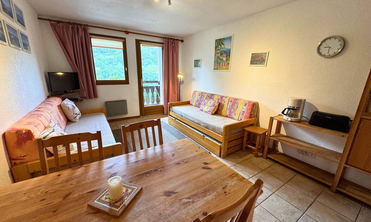 Saint-Martin-de-Belleville Apartment | 2 rooms for 4 pers. across cable car St Martin de Belleville, pets allowed