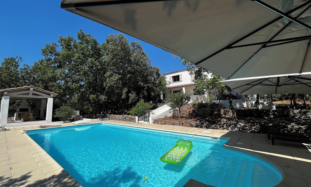 Saint-Maximin-la-Sainte-Baume House | Villa en Provence à 20 min D'aix en Provence, Avec Piscine et Terrasses