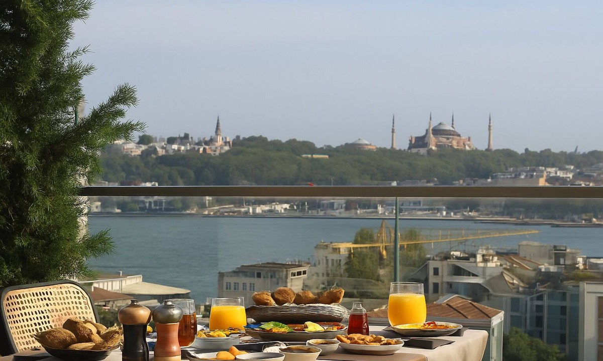 Tophane Hotel | Fragments Hotel
