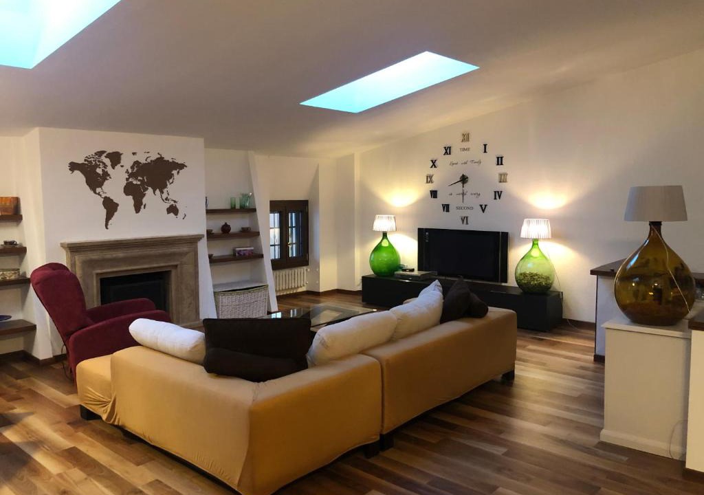 Lazise Old Town Apartment | Frane House