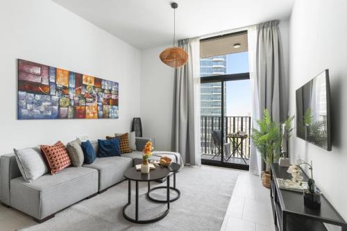 Jumeirah Village Circle Apartment | Frank Porter - Belgravia Heights