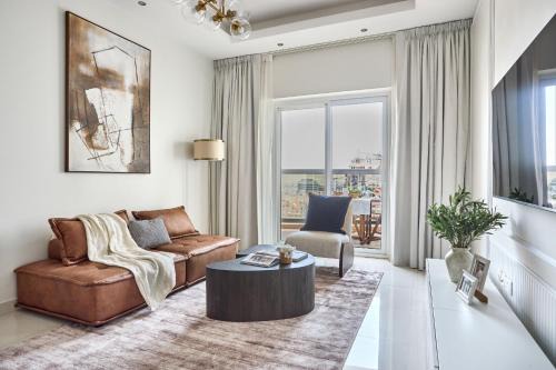 Dubai Sports City Apartment | Frank Porter - Hera Tower