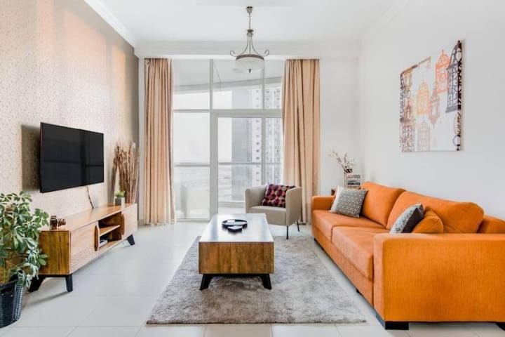 Business Bay Apartment | Frank Porter - Scala Tower