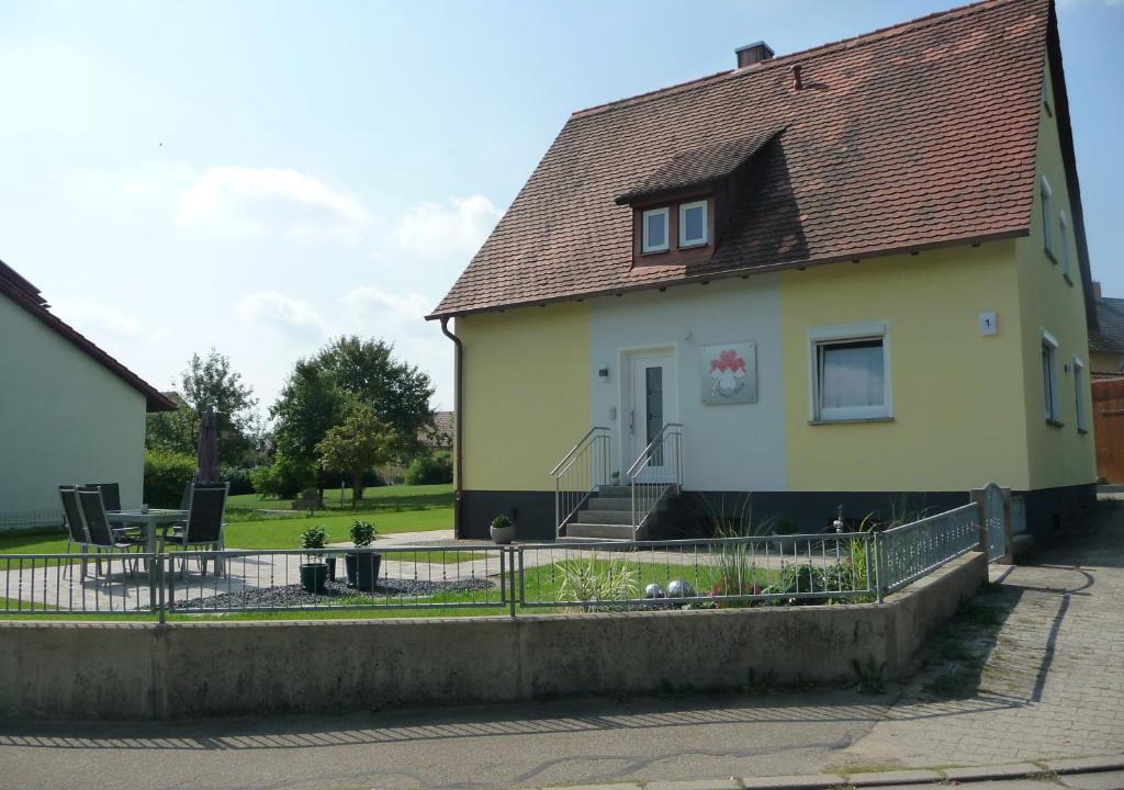 Neusitz Apartment | FrankenFeWo