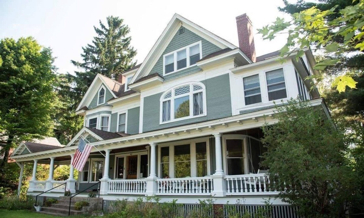 Saranac Lake Bed & Breakfast | Franklin Manor Bed & Breakfast