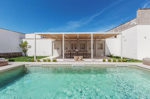 Melendugno Villa | Frantoio Luxury Villa by HDSalento