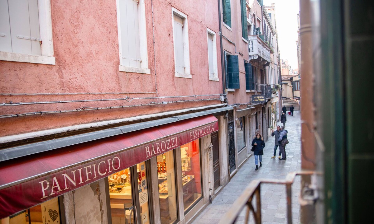 San Polo Apartment | Frari 2