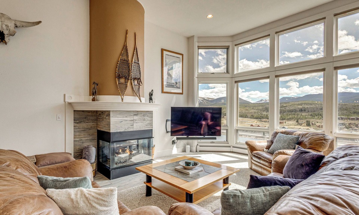 Fraser House | Fraser Townhome w/Deck, 7 Mi to Winter Park!