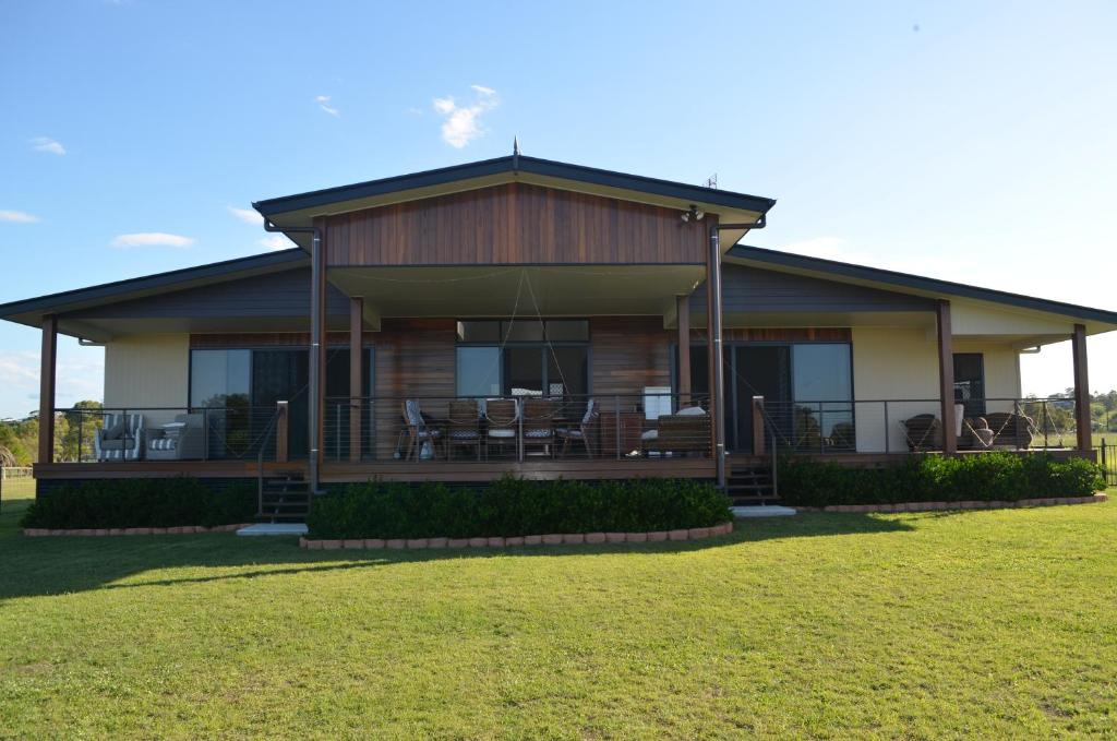 River Heads Bed & Breakfast | Fraser Views bed and breakfast