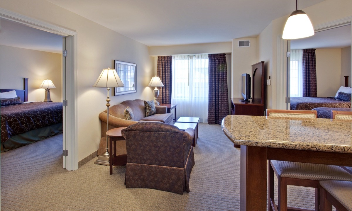 Carmel Condo | Free Breakfast. Indoor Pool. Gym. Suite with a King Bed.