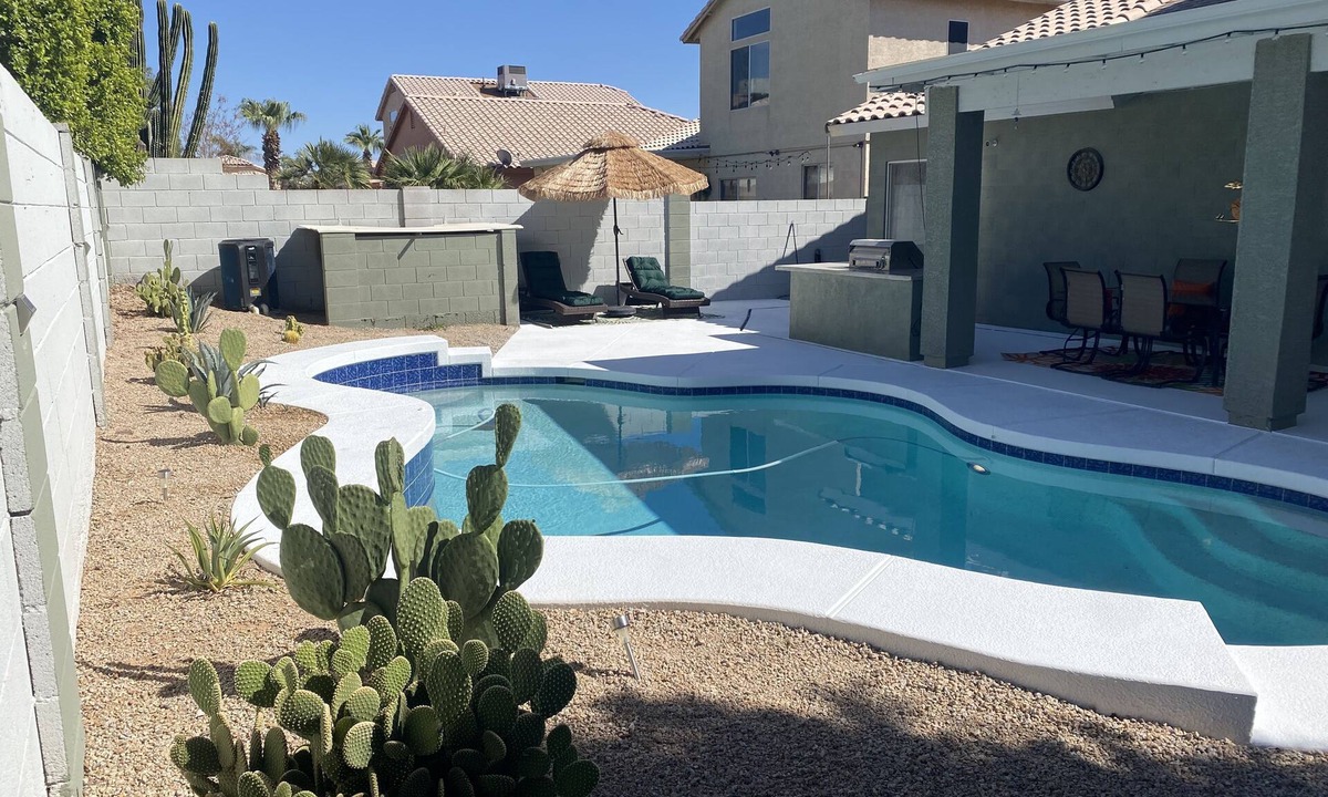 Paradise Valley Village House | Free Heated Pool! No pet fee! Electric vehicle charger in garage.