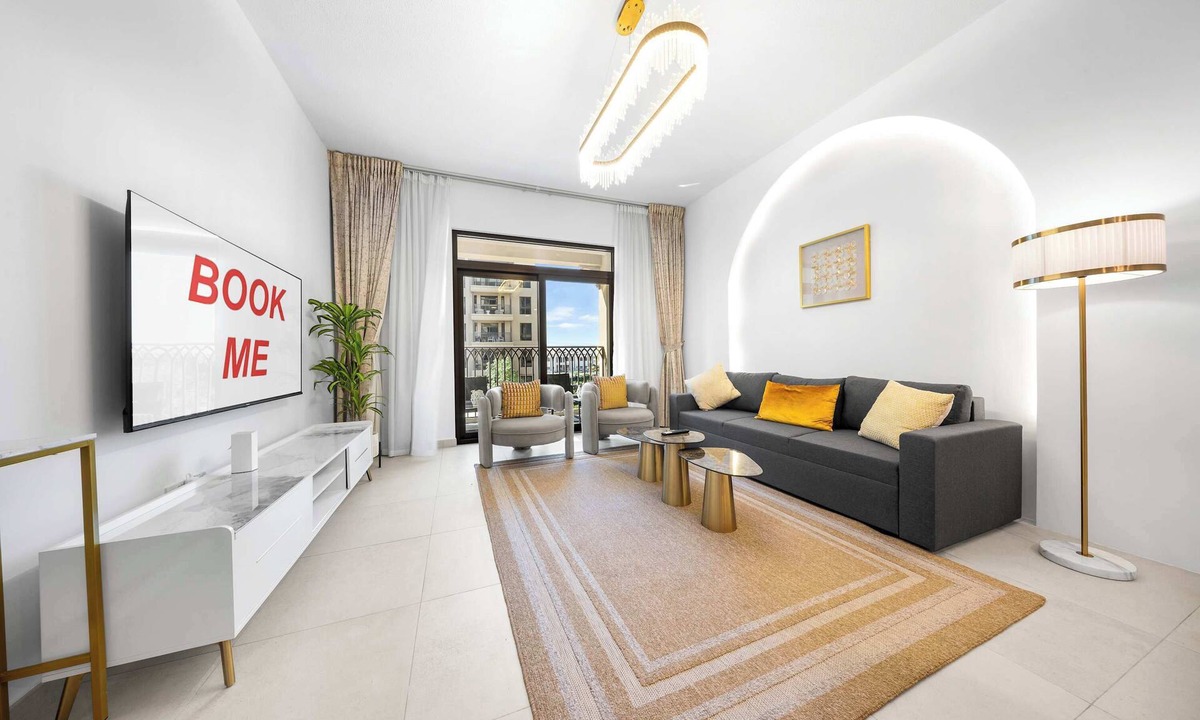 Umm Suqeim 3 Apartment | Free housekeeping visits during your stay - StayShort - Bright 1 Bedroom in Madinat Jumeirah Living that Sleeps 4 with Balcony!