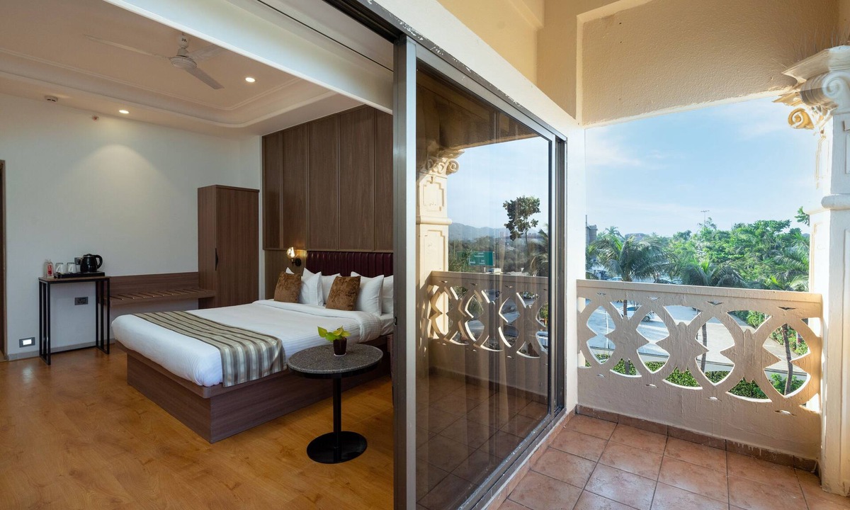 Mira Bhayandar Hotel | Freesia By Express Inn