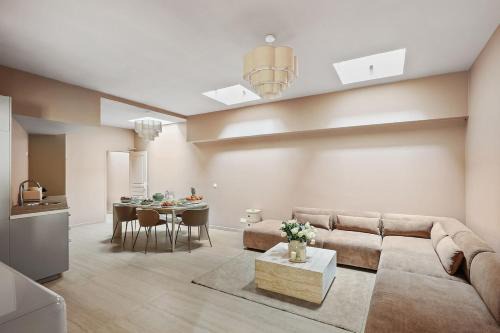 Quartier du Petit-Montrouge Villa | French house