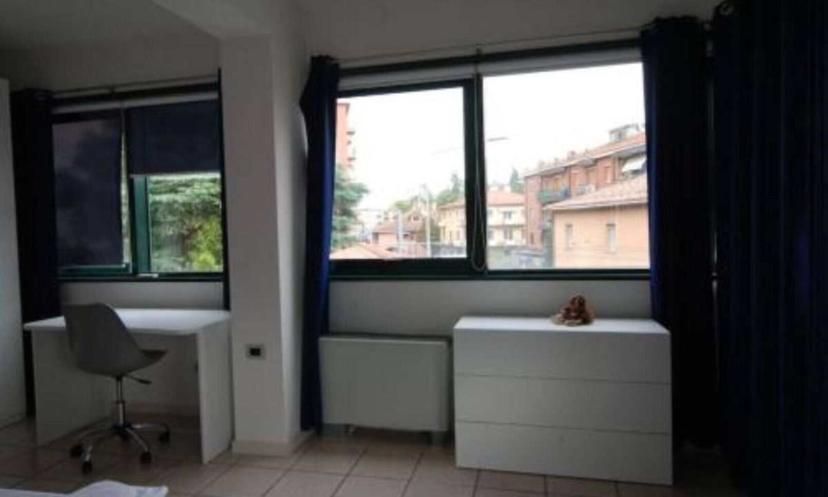 Rastignano Apartment | FrenkHome open space