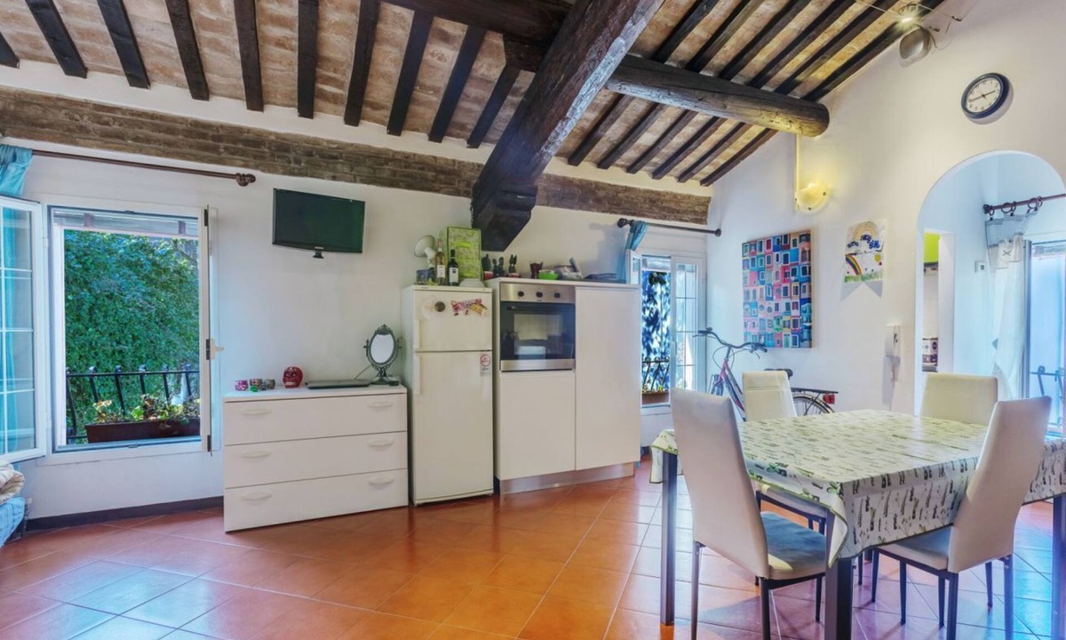 Ferrara Historic Centre Apartment | Frescobaldi Aparments! Monolocale Accogliente x3