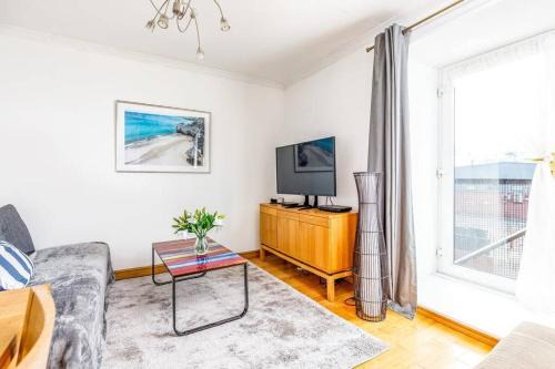 Finnieston Apartment | Fresh, modern West End apartment beside Hydro