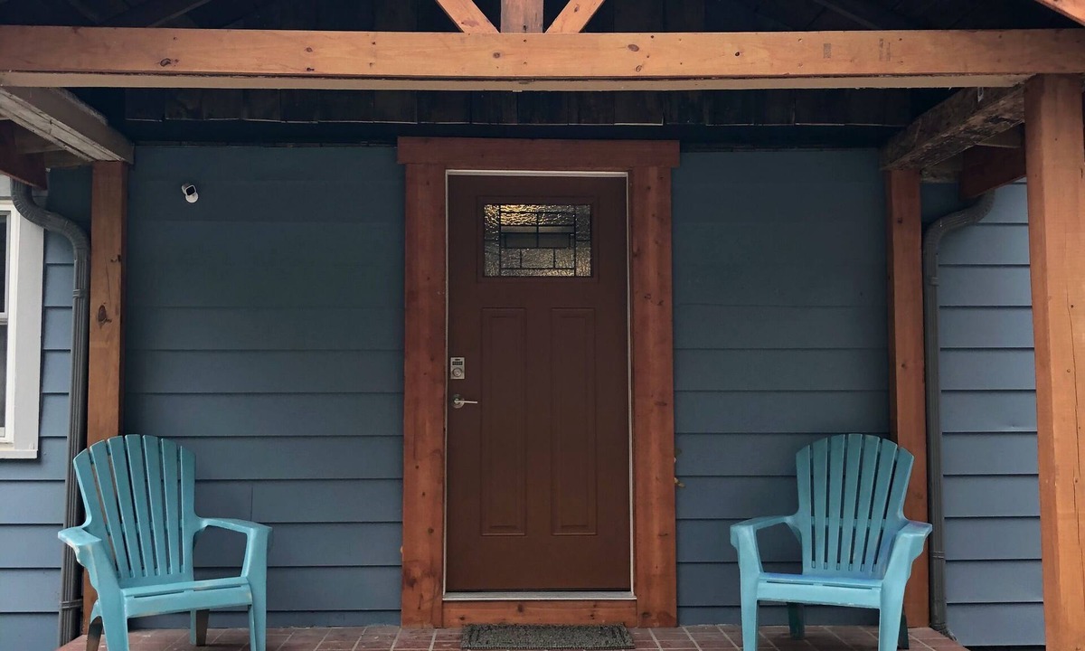 Millfield Cabin | Fresh, nicely finished, three-bedroom cabin on the Baileys Trails!