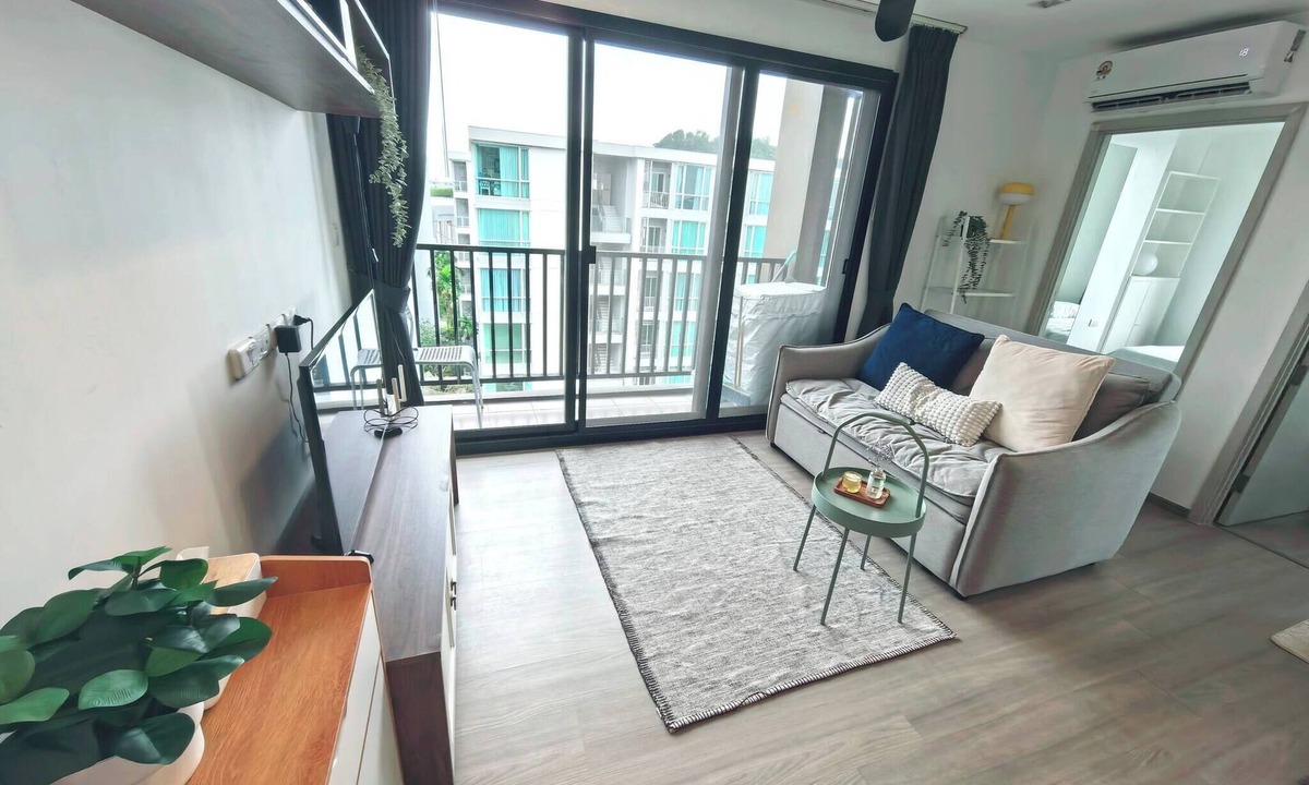 Phuket Apartment | Friendly 2BR in Phuket Central with pool & gym
