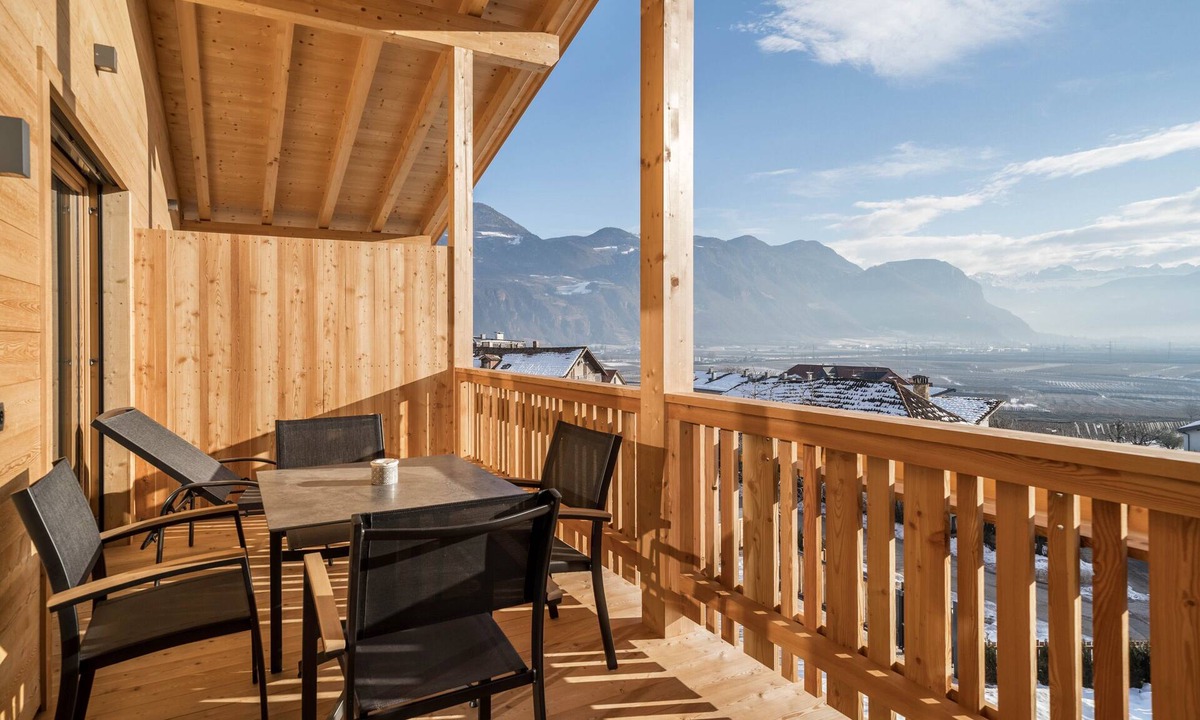 Andriano Apartment | Friendly Apartment "Zirbe in the Nockerhof" with Mountain View, Wi-Fi & Terrace