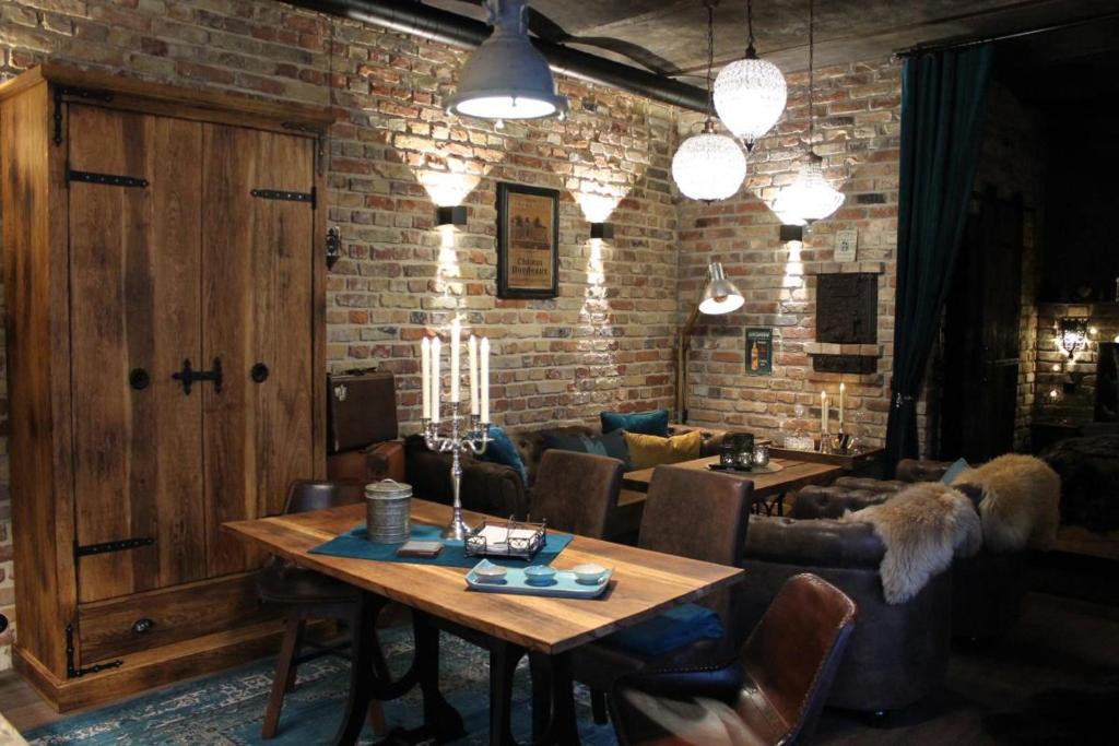 Dersdorf Apartment | Friendly Home - Special Doppelappartement "Old Bakery" Köln Bonn Phantasialand