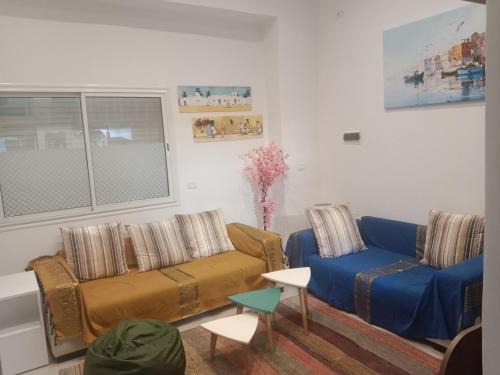 Halq al Wadi Apartment | Front beach cosy apartment