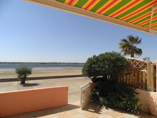 Gruissan Villa | Front de plage du Grazel - Piscine et parking GN500-014