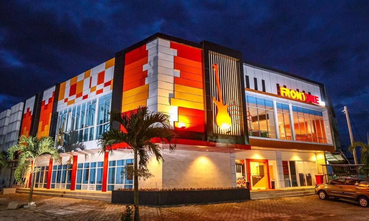 Muntilan Hotel | Front One Budget Muntilan