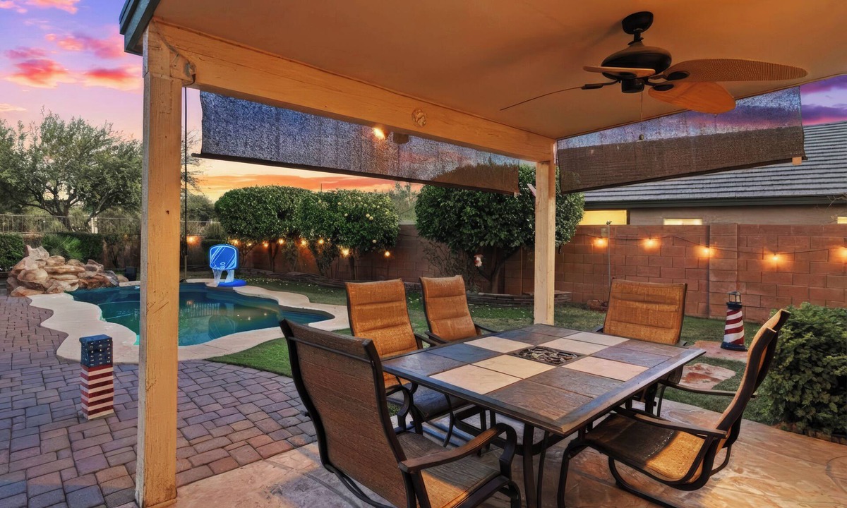 Fireside at Norterra House | Full family friendly house w/private pool and pizza oven!