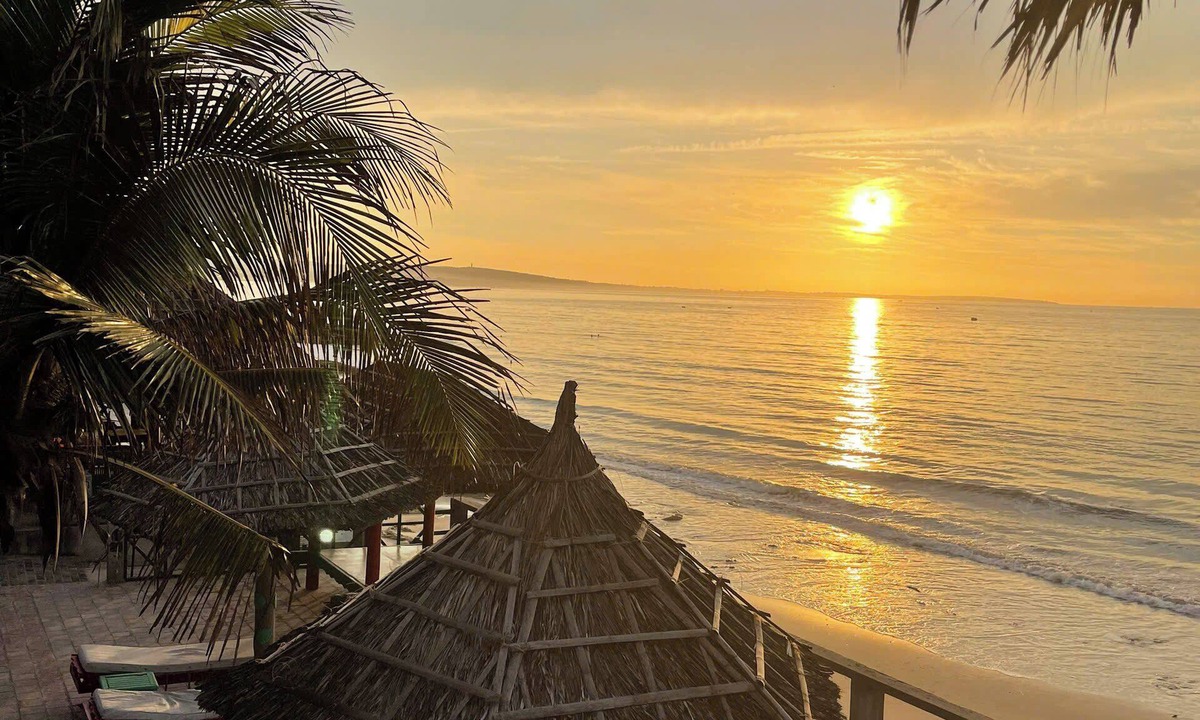 Central Mui Ne Beach Resort | Full Moon Beach