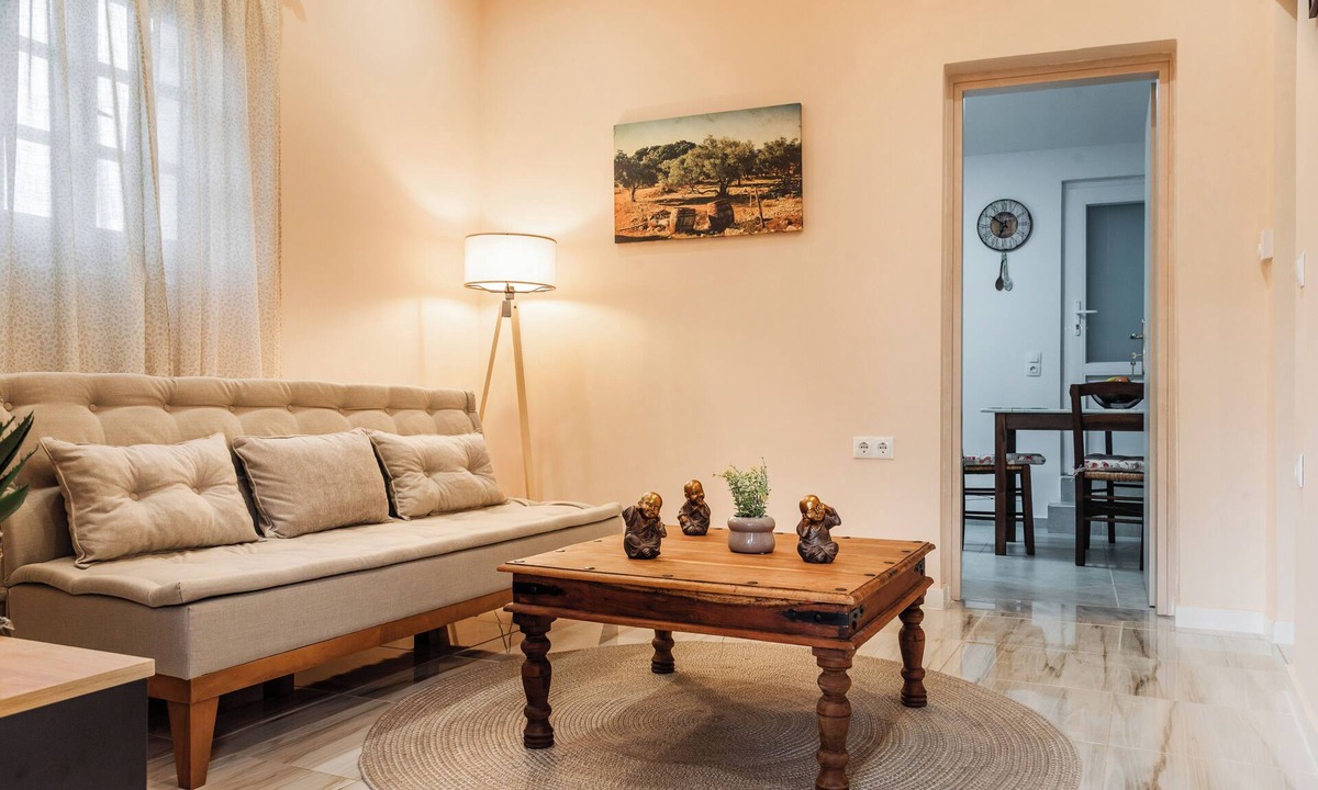 Melikia Apartment | Fully equipped and functional apartment in the heart of the village.